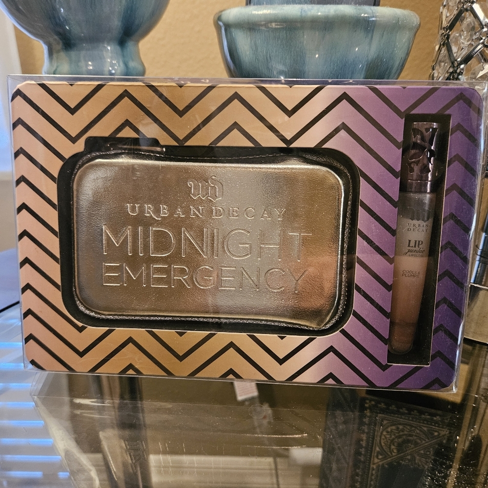 Urban Decay Midnight Emergency Kit Midnight Cowboy New/Unused Rare Collector's